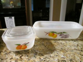 Two Vintage Anchor Hocking Fire King Gay Fad Refrigerator Dishes One Lid