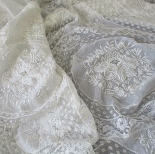 Antique Creamy French Normandy Lace Bed Cover 98 " X 79 " Embroidered Flowers