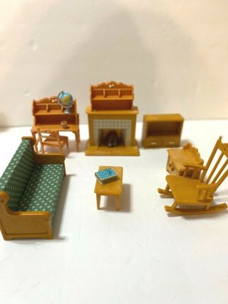 Calico Critters/ Sylvanian Families Deluxe Living Room Set