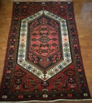 4’ X 7’ Heriz Persian Oriental Wool Hand Knotted Area Rug