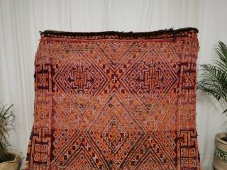 Antique Handmade Moroccan Wool Rug 5 ' 5 