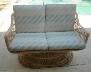 Vintage Russell Woodard Spun Patio Love Seat With Cushion Pink Color