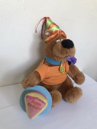 Vintage 2000 Scooby - Doo Happy Birthday Plush Warner Bros Studio Store