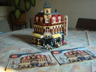 Lego 10182 Cafe Corner - 100 Complete,  Fantastic.  No Box.