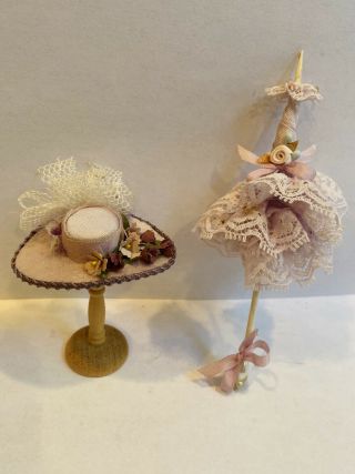 1:12 Scale Vintage Dollhouse Miniature Lace Parasol Umbrella Hat Stand