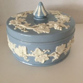 Vintage Wedgwood Blue Cream Queensware Trinket Lidded Dish Box