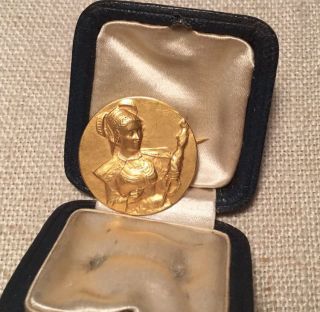 Antique French Victorian 18k Yellow Gold Lady Round Pin & Box