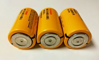 3 Eveready Rechargeable Nickel Cadmium D Cell Vintage Yellow Batteries 2