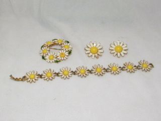 Vintage Weiss Daisy Flower Necklace Earrings Brooch Set Costume Jewelry