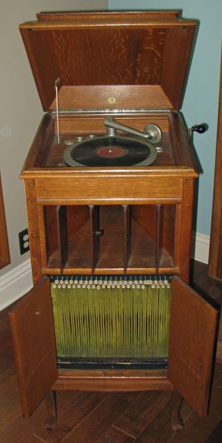 Antique Columbia Grafonola F - 2 Phonograph,  Record Player,  Great,  Plus Records