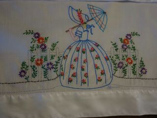 Vintage Pillow Cases Hand Embroidered Southern Belle Floral Lee Wards Flowers
