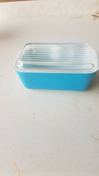 Vintage Pyrex Blue 502 Refrigerator Dish With Lid.