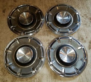 Vintage Set Of 4 Ford Hubcaps Wheel Cover 14 " Ford Motor Company