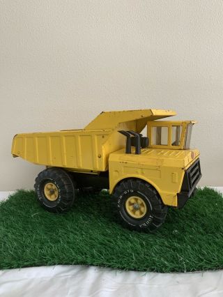 Vintage 1970s Mighty Tonka Toy Dump Truck Yellow Pressed Steel Xmb - 975 Tires