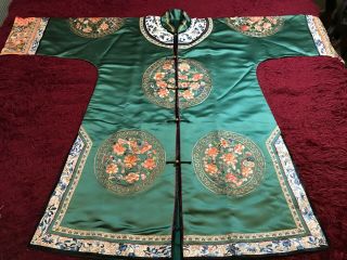 OUTSTANDING ANTIQUE/ VINTAGE CHINESE EMBROIDERED SILK ROBE FINE EMBROIDERY 2