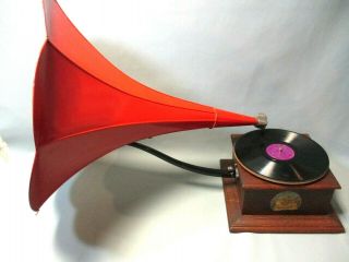 Antique Busy Bee Grand Phonograph.  W/ Morning Glory Horn.