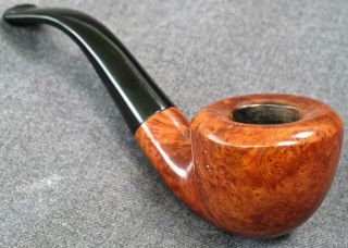 Beautifully Grained Refurb ' d Lightly Smoked 1/2 Bent Invicta Freehand,  England. 3