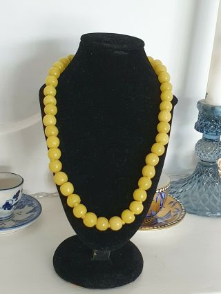 Vintage Art Deco Yellow Peking Glass Bead Necklace