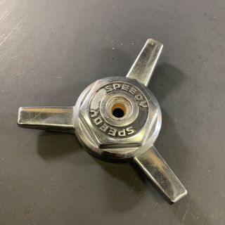 Vintage Speedy Universal Knock - Off Spinner Cap Chrome Die Cast Alloy 1