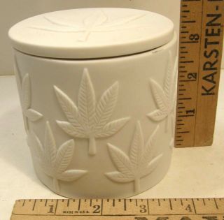 Jonathan Adler Bisque Porcelain Stash Jar W/lid Hemp Leaf Pattern Weed Hashish