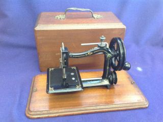 Rare Antique Miniature Childs Painted Cast Iron Crank Sewing Machine 1876 W Case