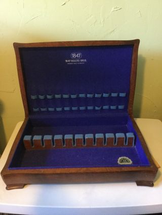 Vintage 1847 Rogers Bros Wood Silverware Flatware Chest Box Tarnish Resistant