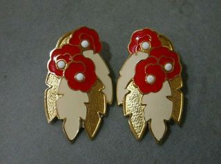 Vintage Edgar Berebi Signed Gold Tone Enamel Red Flower Stud Earrings