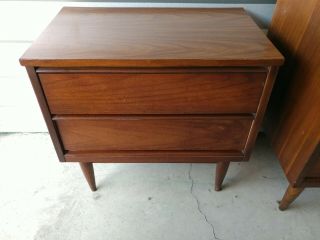 Mid Century Modern Walnut 9 Drawer Low Danish Dresser/credenza & Side Table