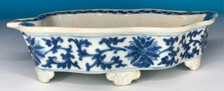 Chinese Qing Period Porcelain Antique Planter Pot In Leaf Shape
