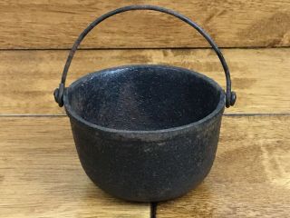 Vintage Cast Iron Mini Kettle Pot With Bail Handle Cauldron 1960 
