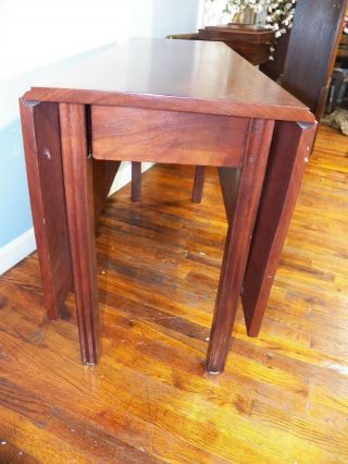 American Chippendale Drop Leaf Table 18th Century Single wide Mahogany boards 3