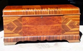 1942 Lane Antique Art Deco Waterfall Style Bedroom Cedar Hope Chest Lock Removed