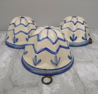 Vintage Ceramic Mold Italy Blue White Signed Wall Hanging Set Of 3 4.  5 "