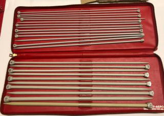 Set 24 Of Vintage Bernat Aero Knitting Needles England 14 In Red Case 6591