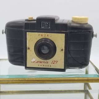 Vtg 1950’s Kodak Brownie 127 Film Bakelite Camera Classic