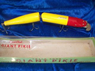 Rare 1960’s Creek Chub Bait Co.  Giant Jointed Pikie Red / Yellow - Box Intact