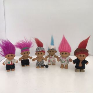 Five (5) Vintage 90s Russ 6 " Troll Dolls Painter Boy Toga Girl Brown Hat Italy