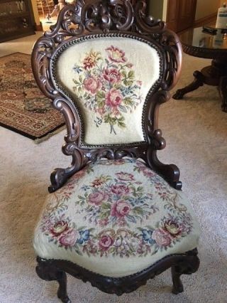 Rococo / Victorian Walnut Side Chair