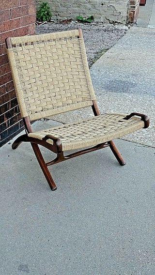Hans J.  Wegner Vintage Mid Century Modern Woven Rope Folding Chair W/ Handles 1
