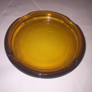 Vintage Mcm Burnt Orange Round Glass Cigar Ashtray 7.  75 Inches Thick (2)