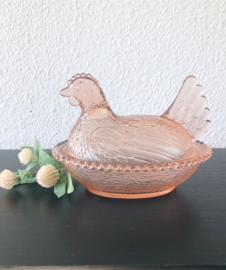 Vintage Indiana Glass Light Pink Chicken Hen On Nest