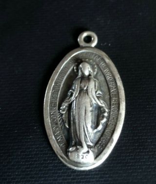 Sterling Silver Miraculous Medal Catholic Virgin Mary Pendant 1830 Vintage Vguc