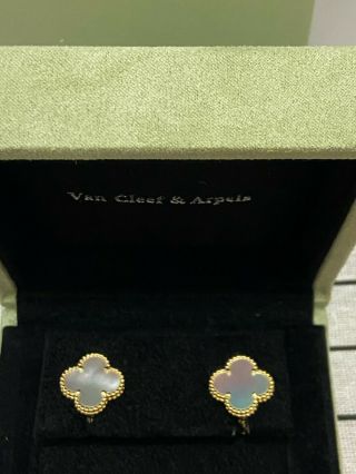 Auth Van Cleef & Arpels Vintage Alhambra 18k Yg Mother Of Pearl Earrings