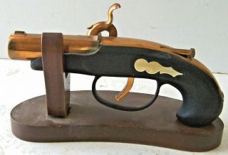 Vintage Derringer Flintlock Gun Coffee Table Lighter With Wooden Stand
