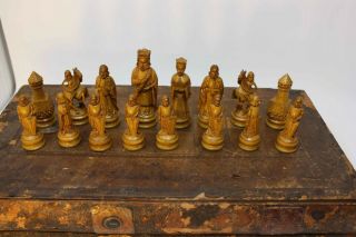 Vintage Antique Hand Carved Detailed Chess Set