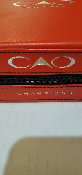VERY RARE - CAO CHAMPIONS EDITION BOSS RED ZIPPERED WOOD CIGAR BOX CASE 2