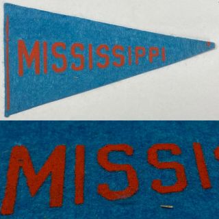1930’s Vintage Ole Miss Rebels Mississippi University Mini Pennant 2.  5x4.  5