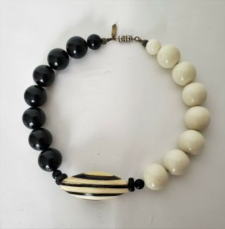 Vintage Pauline Rader Elegant Black&White Choker Necklace - horn central bead 2