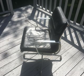 Vintage Eames Herman Miller Soft Pad Aluminum Group Chair Black Leather 3