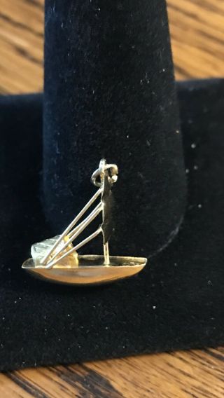 Vintage 14k 585 Yellow Gold Charm Chinese Junk Boat.  B1 3